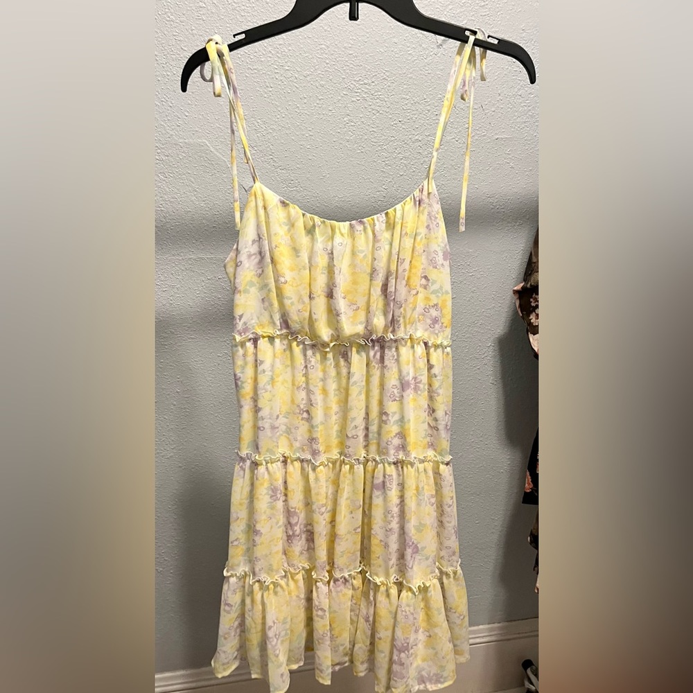 HYFVE Sunshine Yellow Floral Dress Size Large